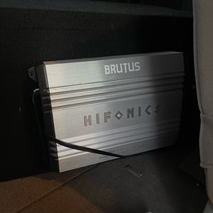 8 inch mojo mini subwoofers still works like brand new